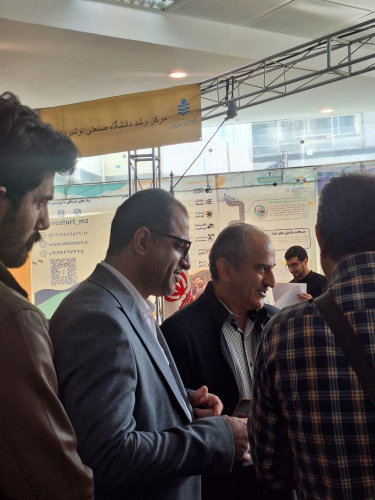 حضور مرکز رشد و شرکت‌های فناور در افتتاحیه نمایشگاه هفته پژوهش و فناوری دانشگاه صنعتی نوشیروانی بابل